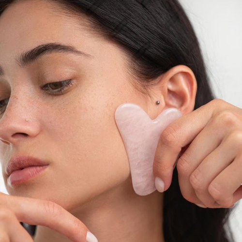 Gua-Sha & Rouleau Visage en Quartz Rose